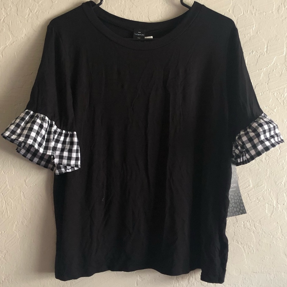 Tee shirt  Gingham ruffle sleeves